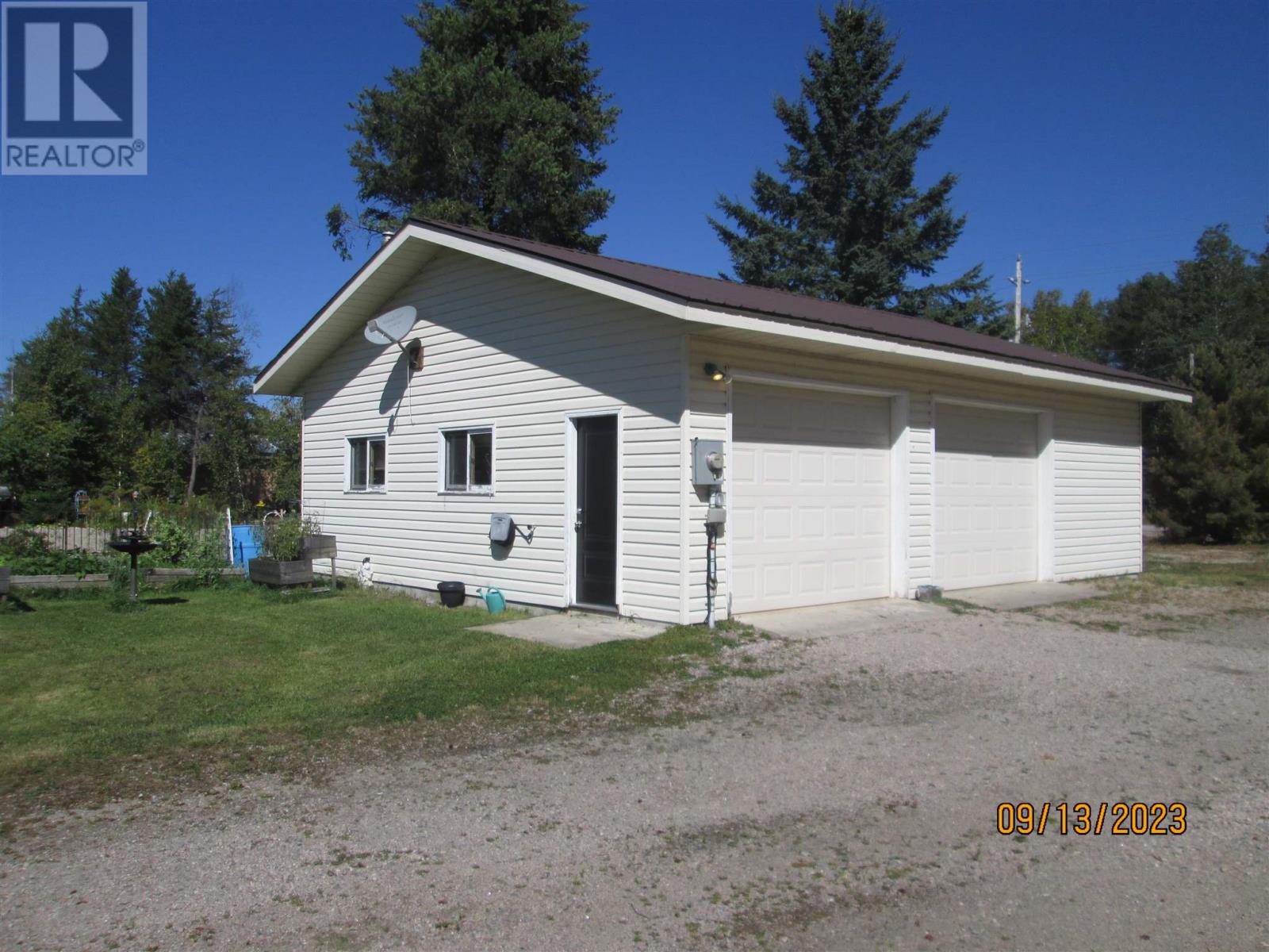 232 Lakeshore Drive Property Photo 9