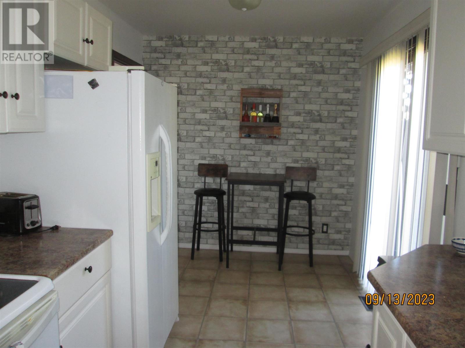232 Lakeshore Drive Property Photo 17