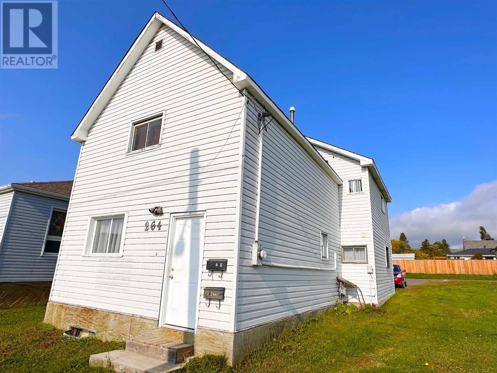 264 Cumberland St N Property Photo 1