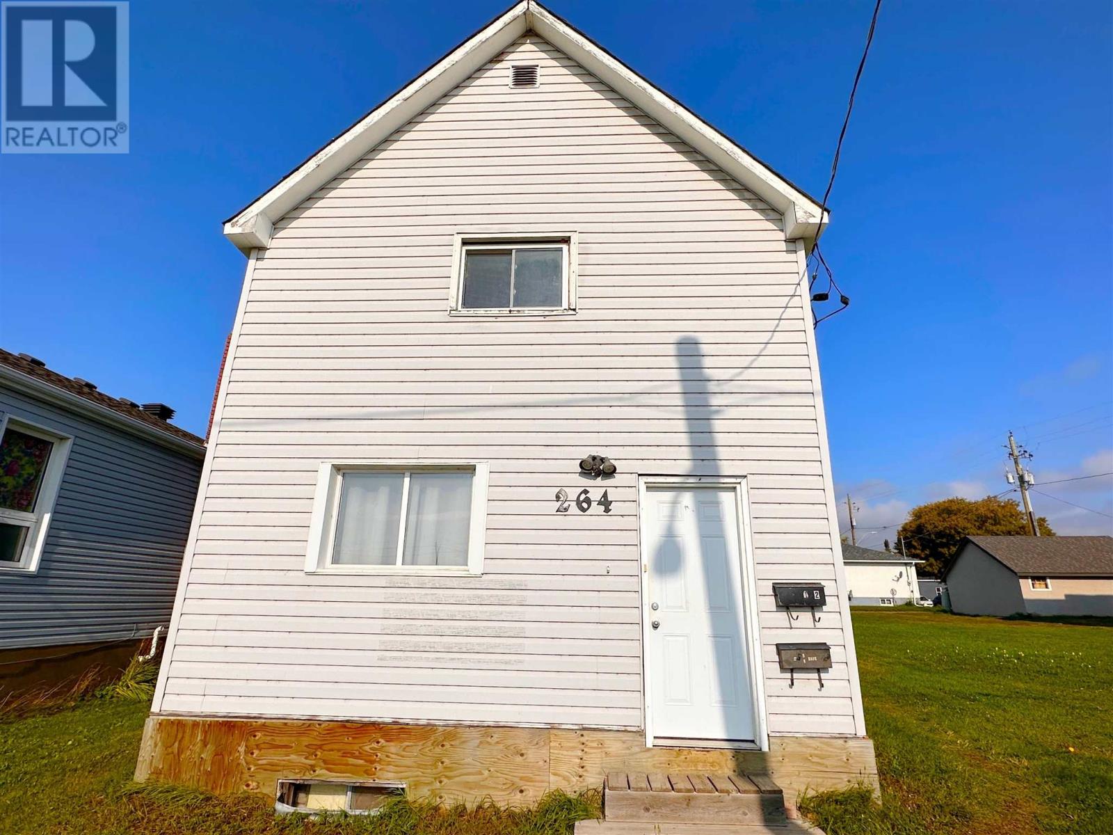 264 Cumberland St N Property Photo 2
