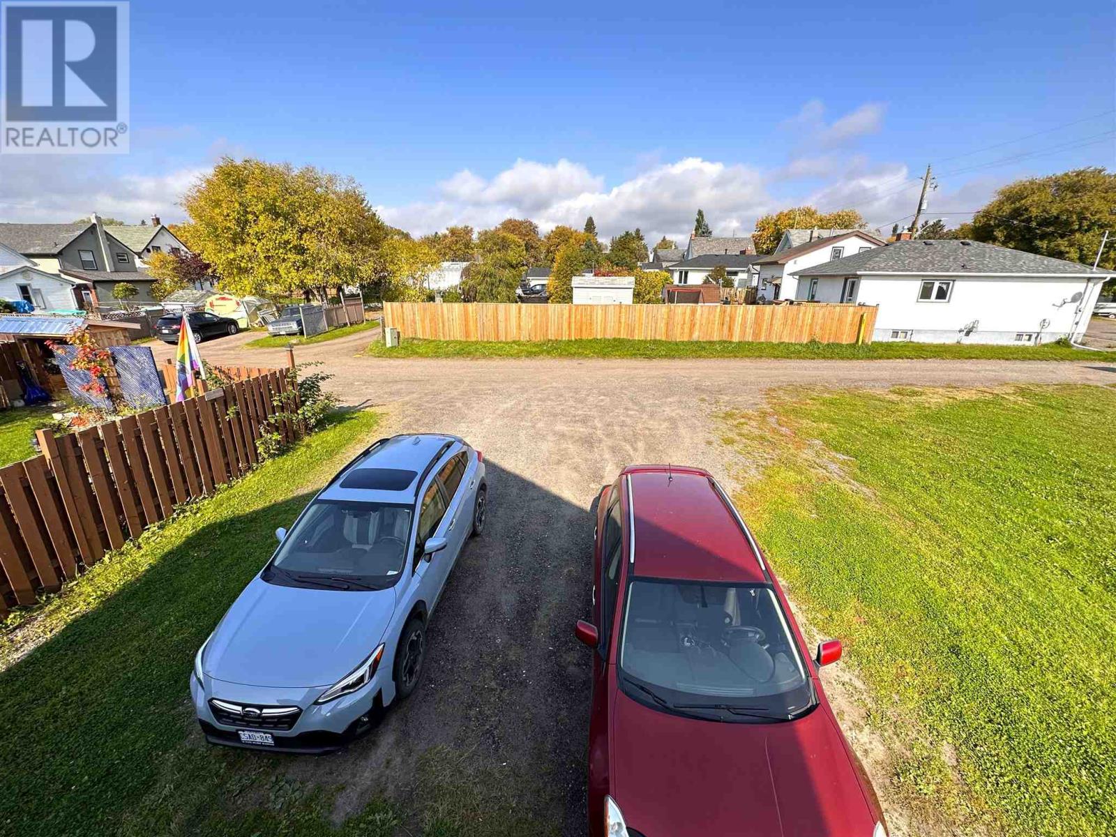 264 Cumberland St N Property Photo 4