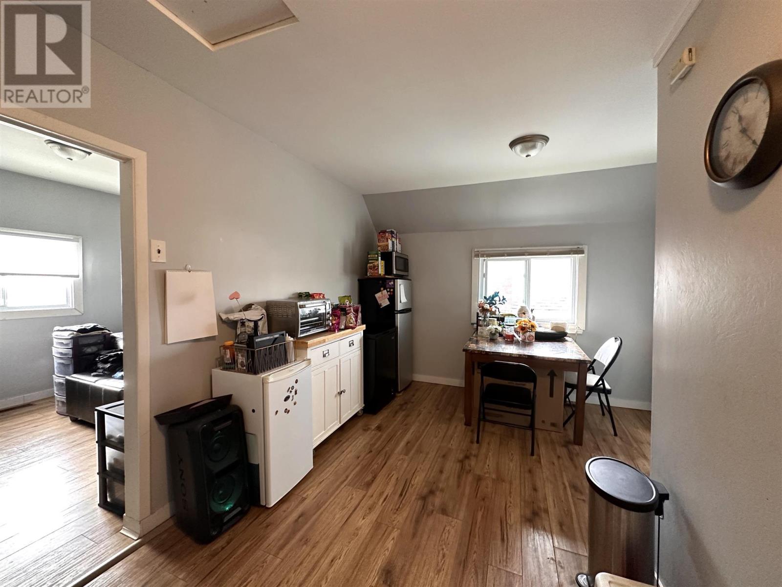 264 Cumberland St N Property Photo 33