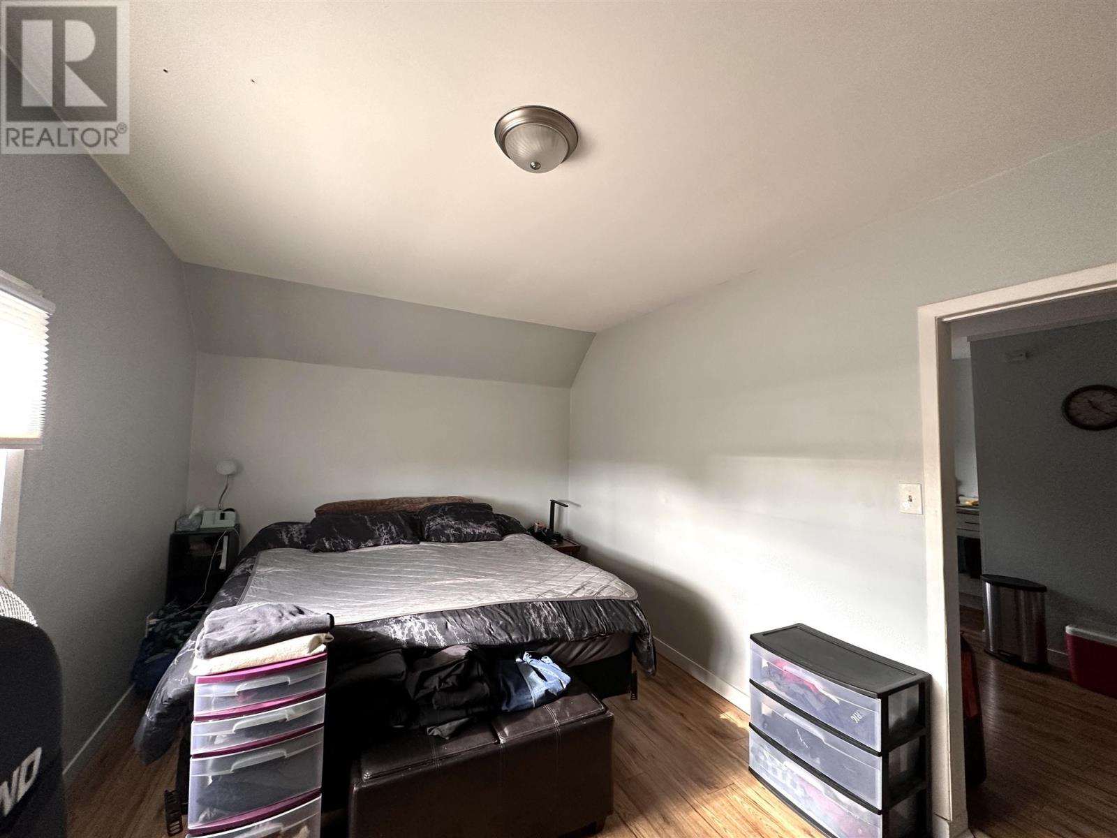 264 Cumberland St N Property Photo 38
