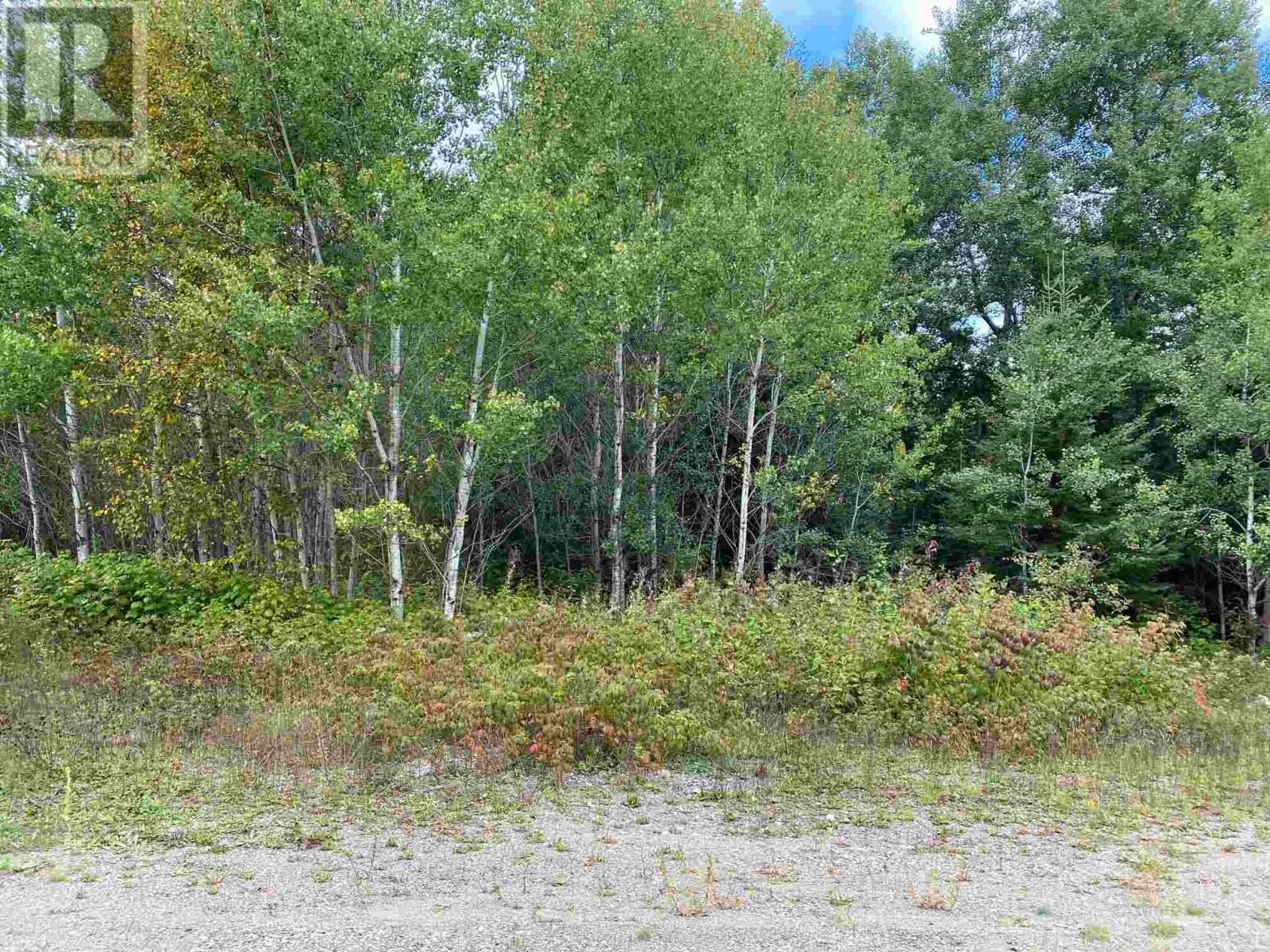 Plan 55m528 Lot 1 Property Photo 1