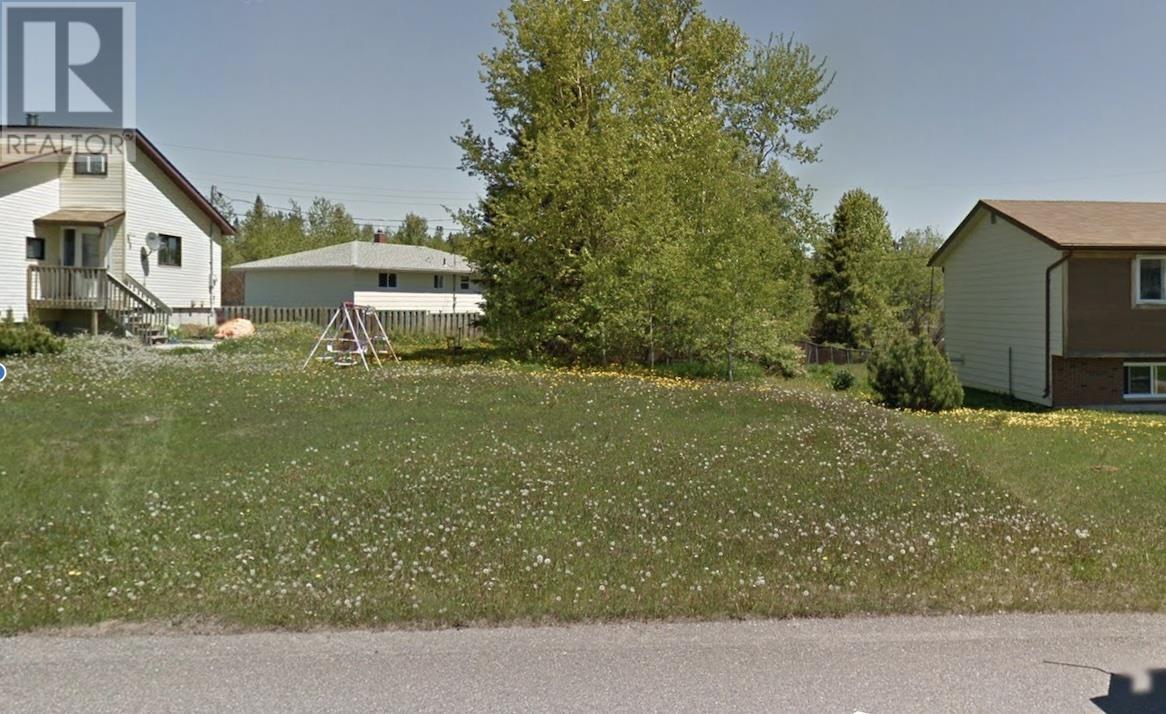 19 Eastgrove Cres Property Photo 2