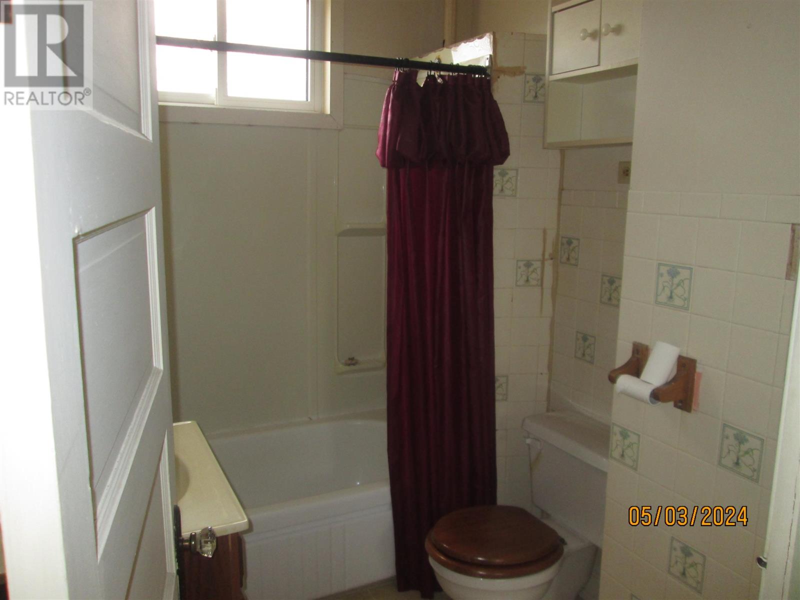 306 Front St Property Photo 14