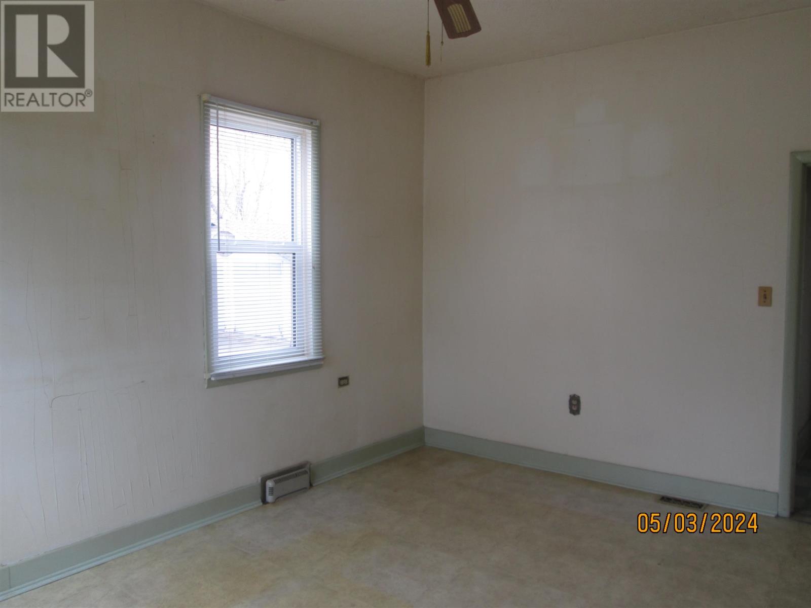 306 Front St Property Photo 16