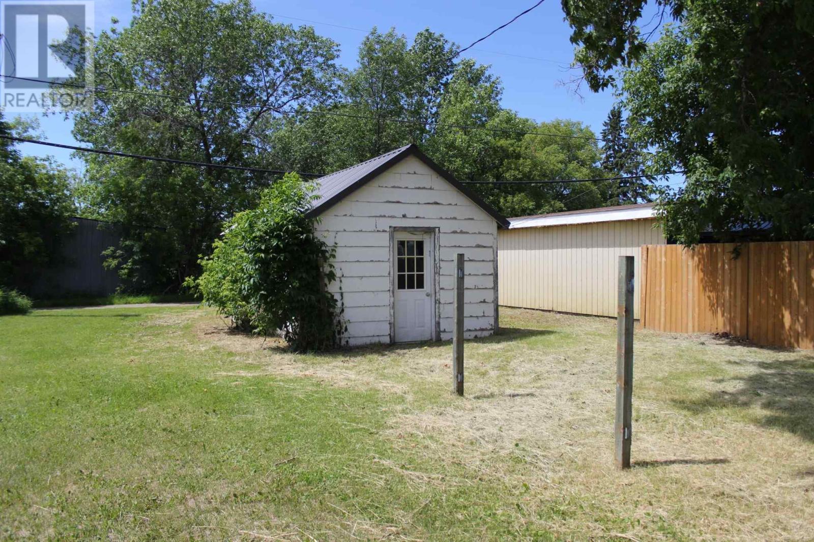 317 Fourth St Property Photo 6