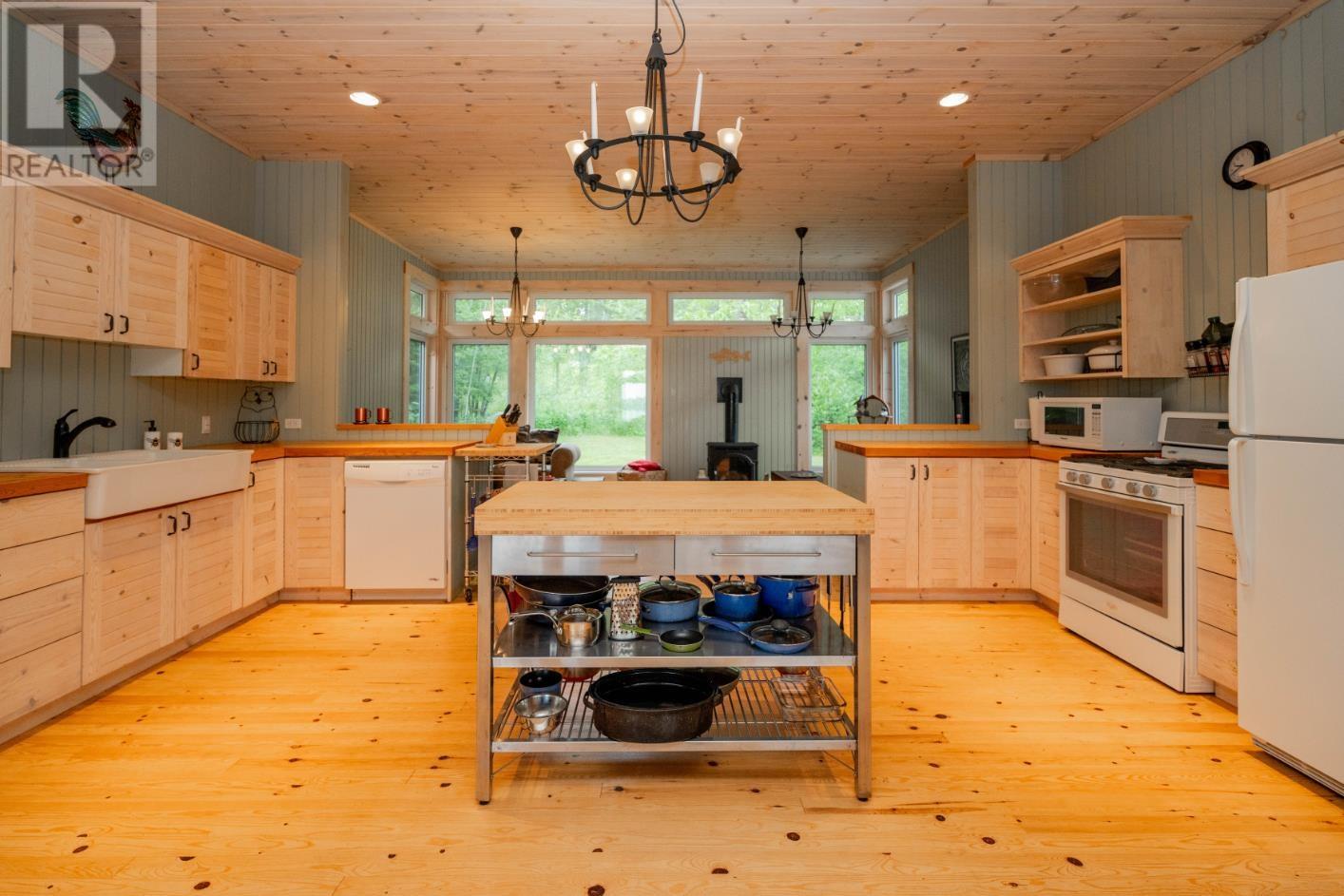 0 Queen Bee Island Property Photo 14