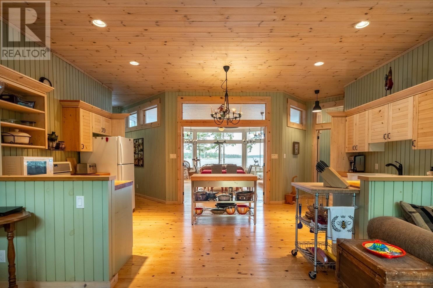 0 Queen Bee Island Property Photo 19