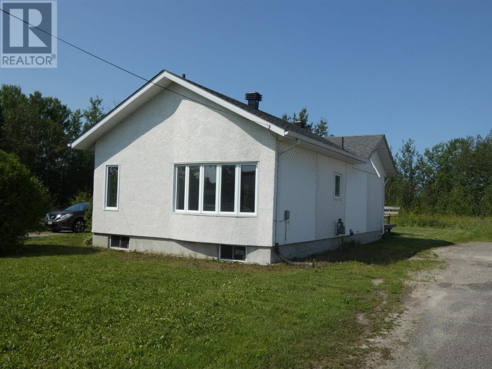 162 Kenogami Rd Property Photo 1