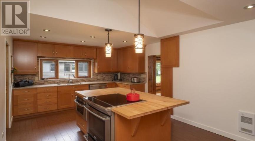 7341 Dog Lake Road Property Photo 17