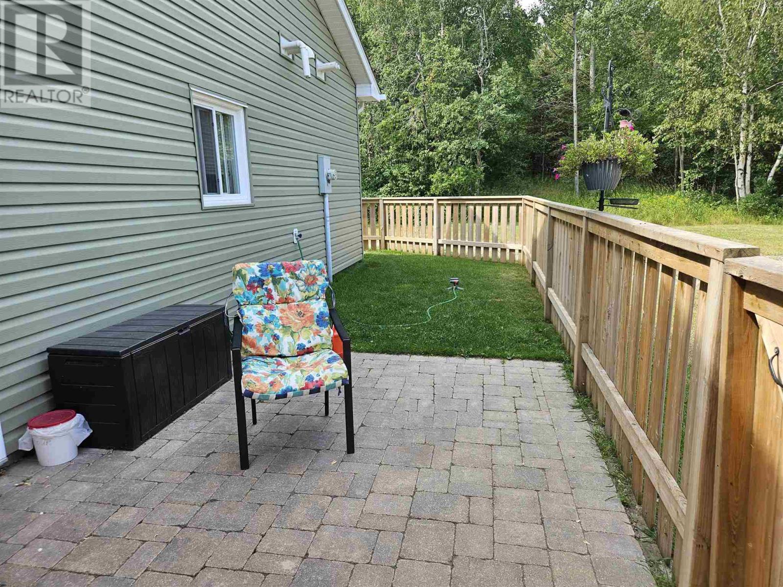 90 Evergreen Dr Property Photo 37