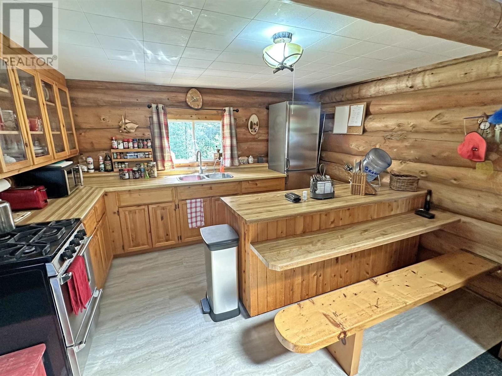 125 Windigokan Lake Rd Property Photo 7