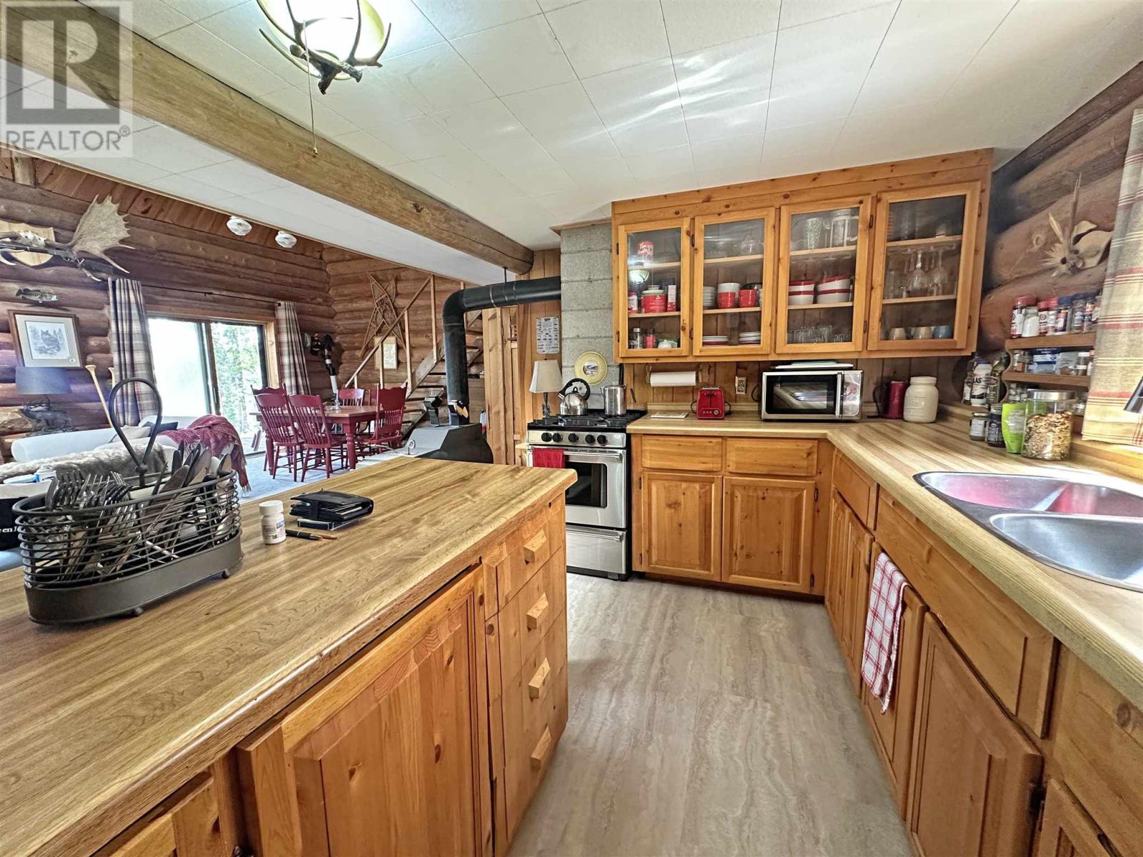 125 Windigokan Lake Rd Property Photo 11