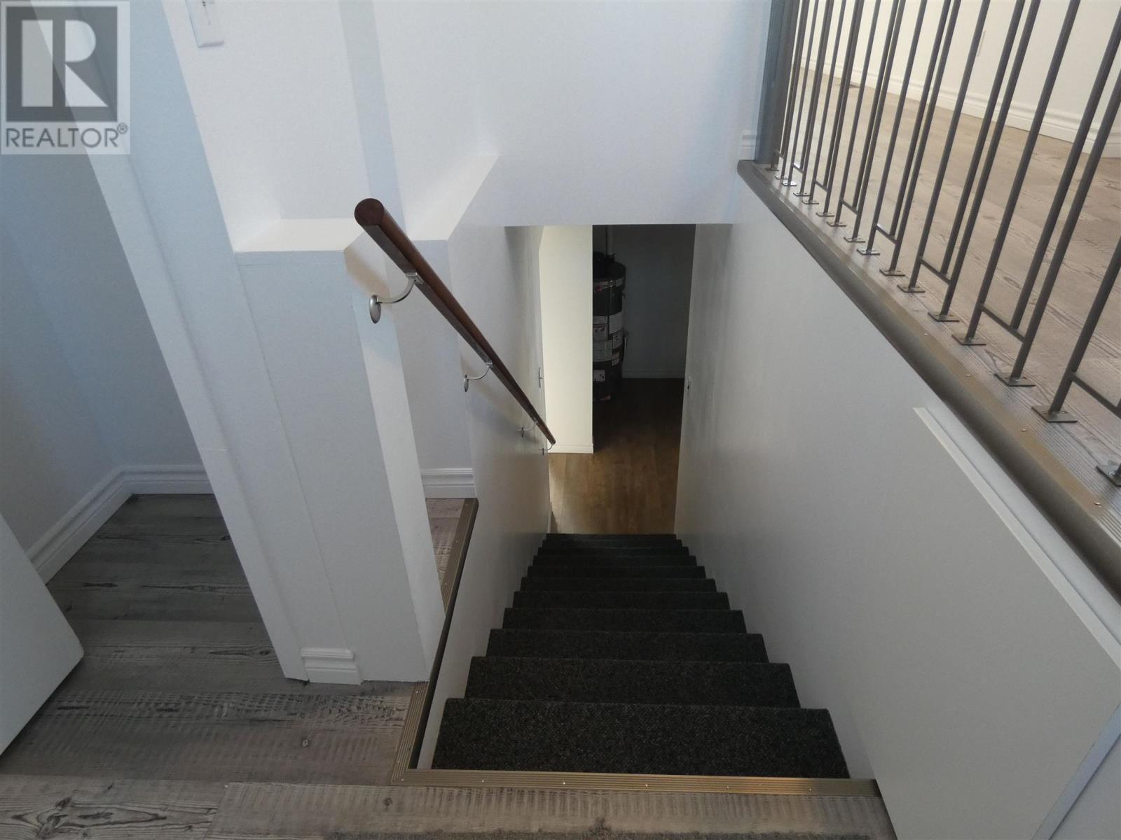 101 Keewatin St Property Photo 19