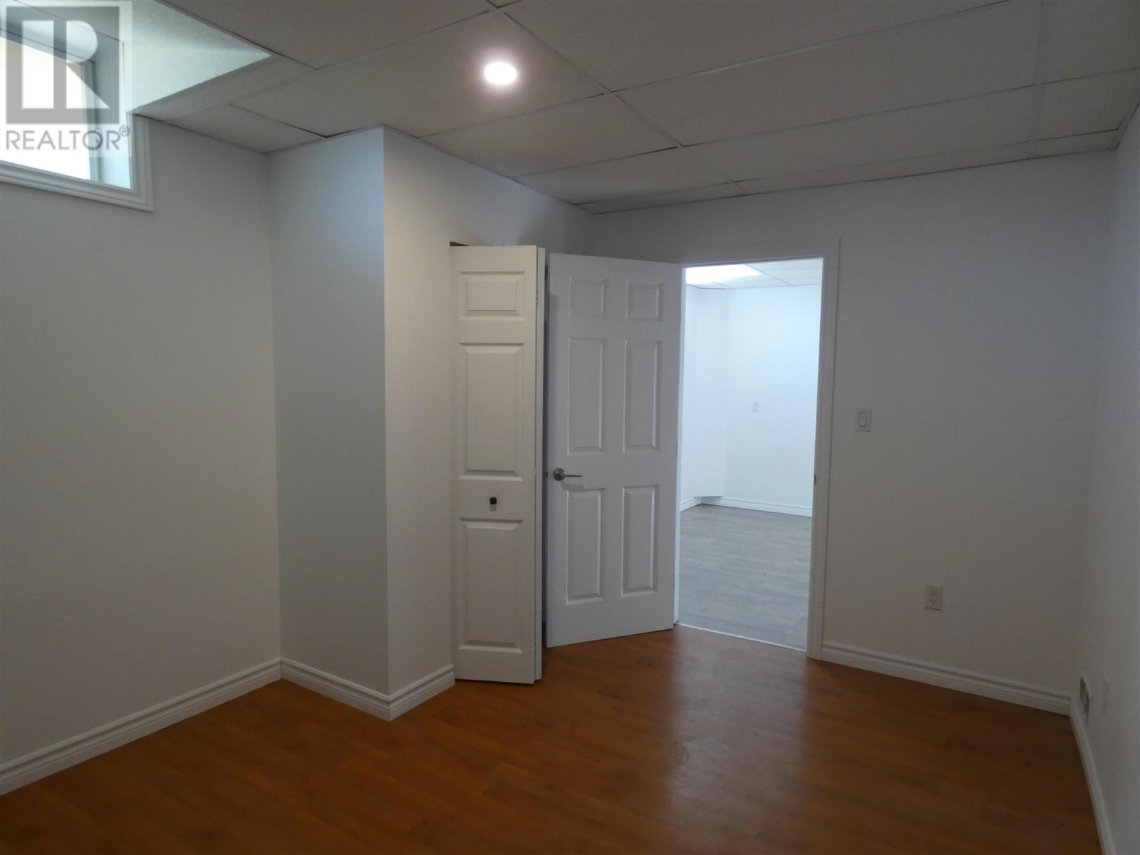 101 Keewatin St Property Photo 27