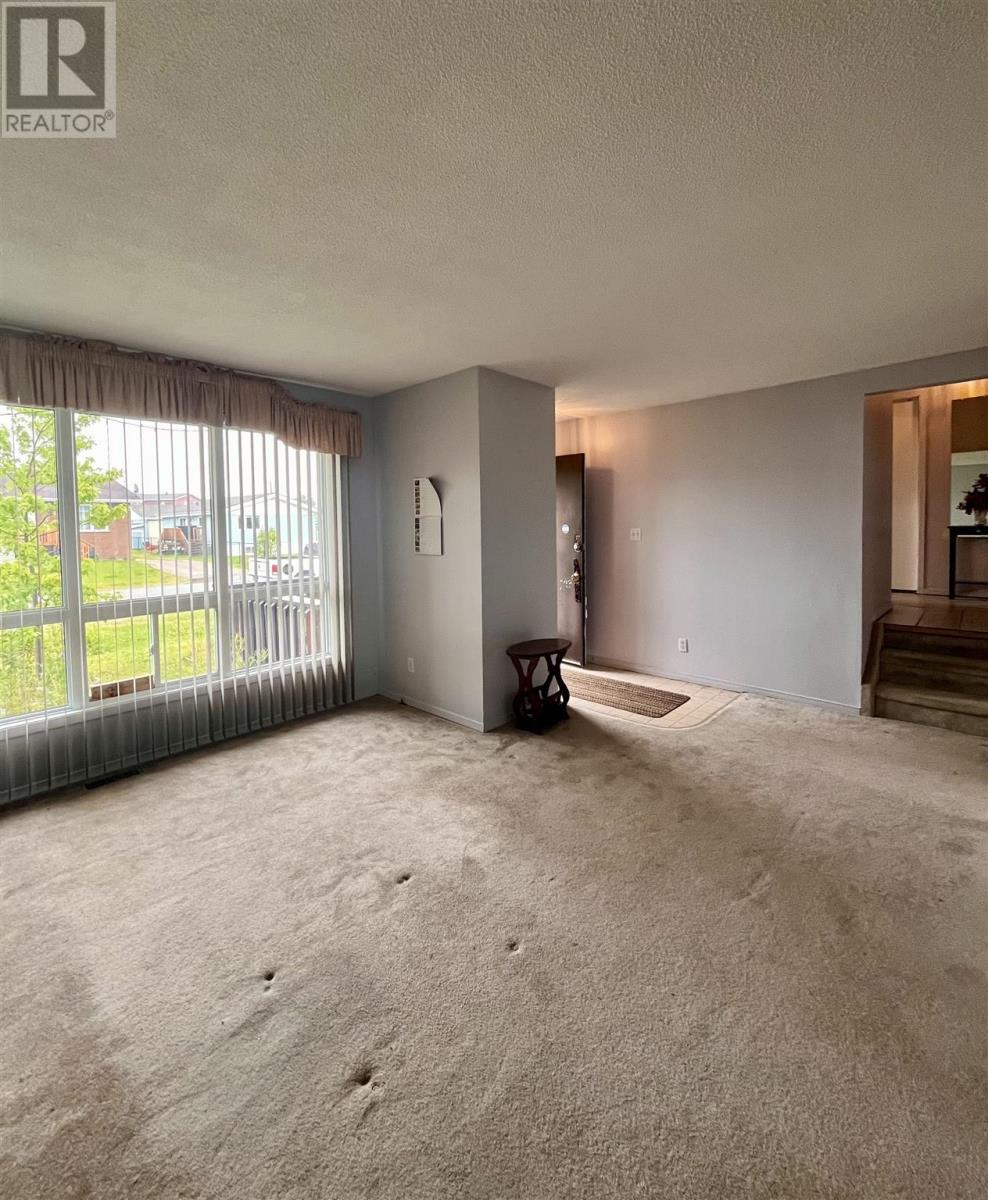 113 Court St Property Photo 7