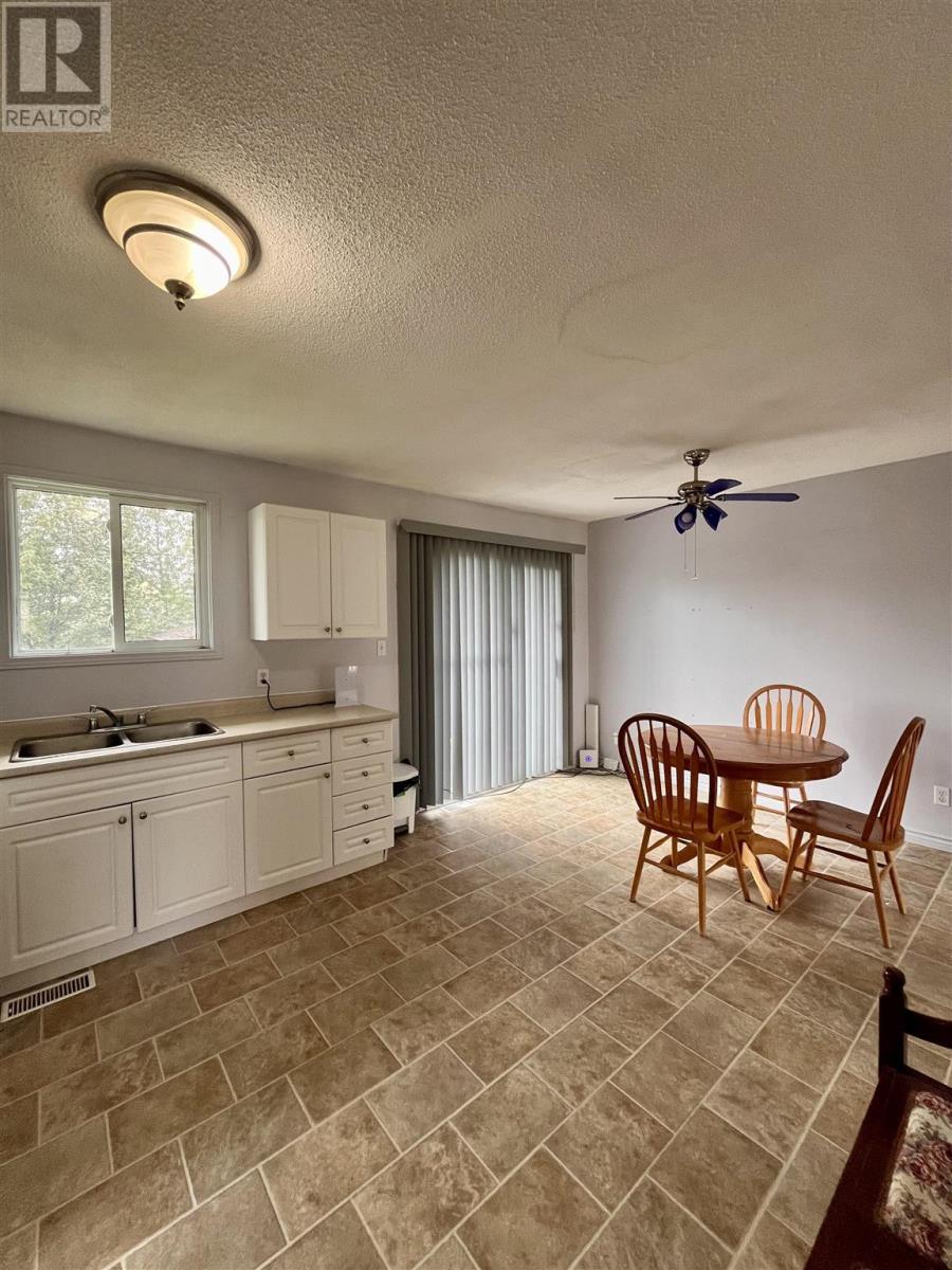 113 Court St Property Photo 12