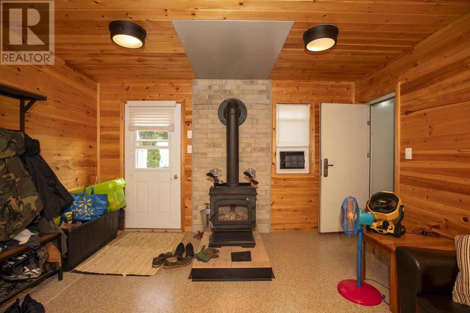 00 Athelstane Lake Rd Property Photo 4