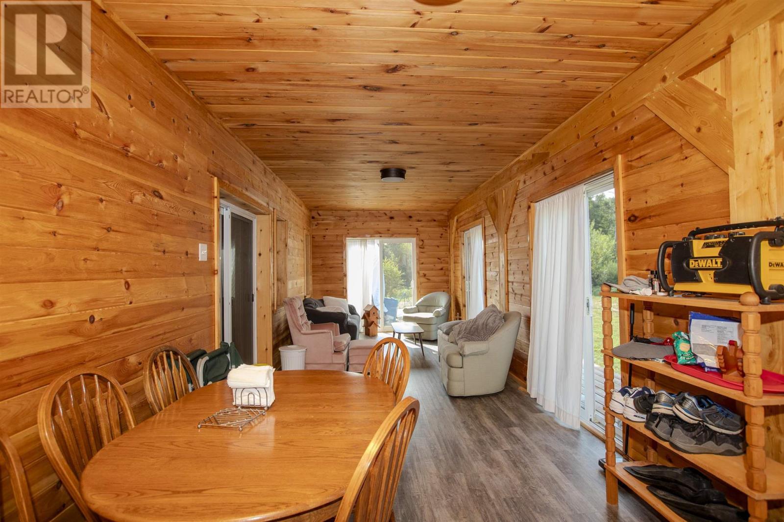 00 Athelstane Lake Rd Property Photo 8