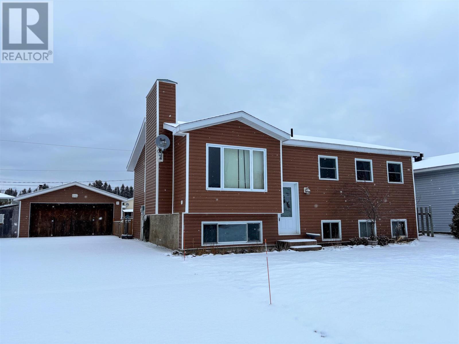 27 Mcfarland St Property Photo