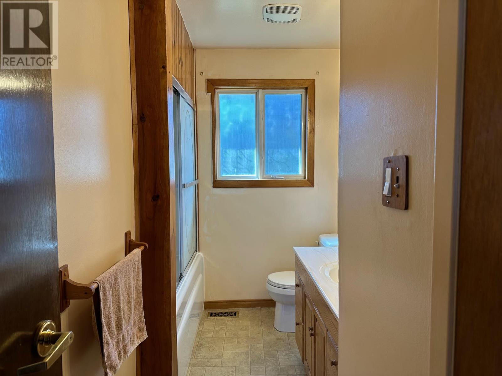 4 Eastgrove Cres Property Photo 16