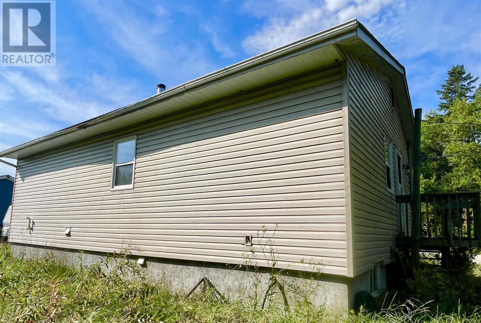 27 Johnsons Rd Property Photo 5