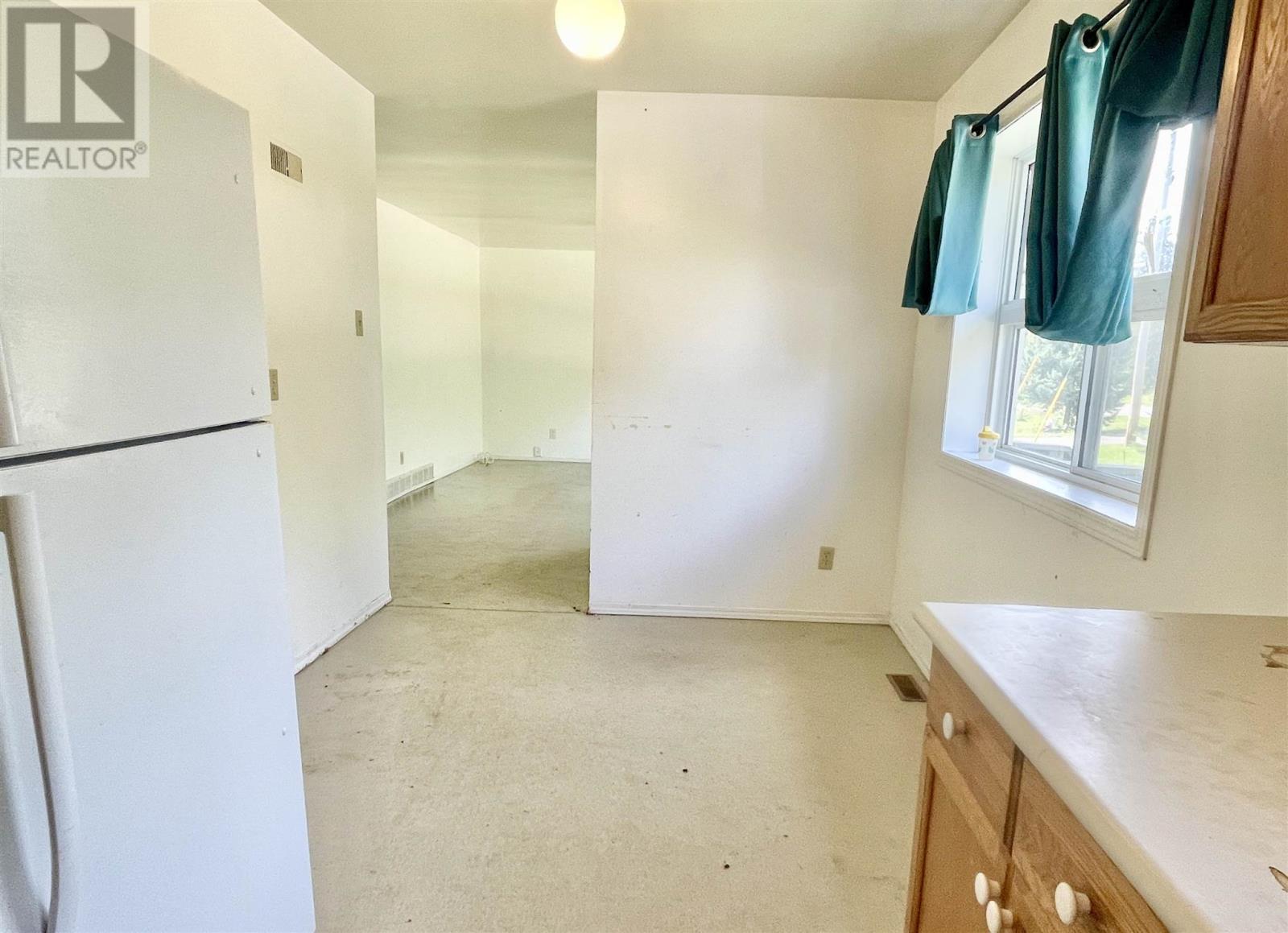 27 Johnsons Rd Property Photo 13