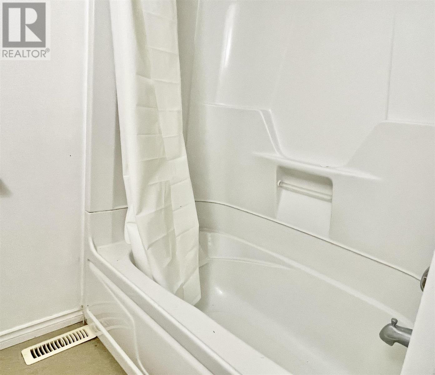 27 Johnsons Rd Property Photo 18