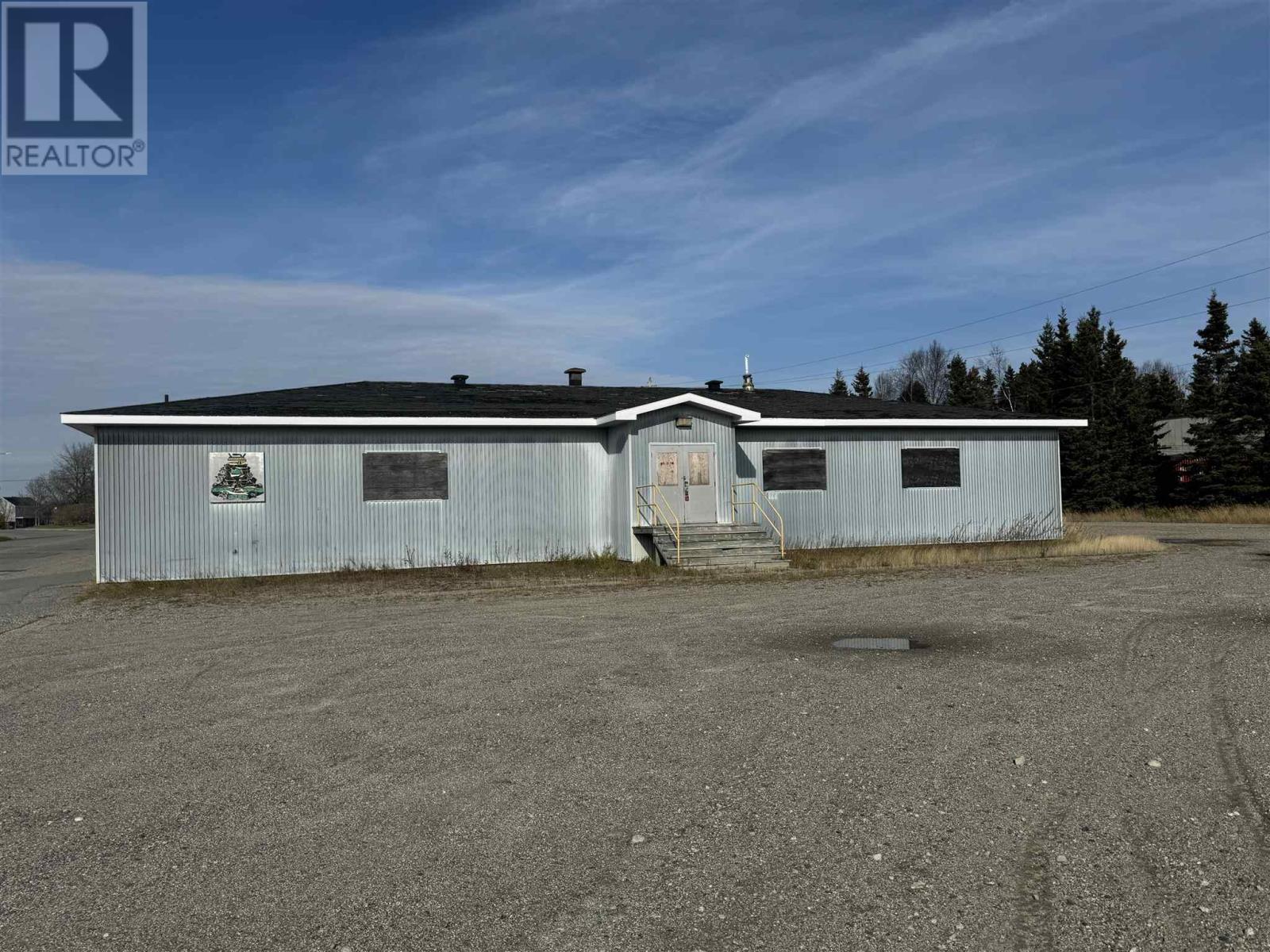 65 Stevens Ave Property Photo 2