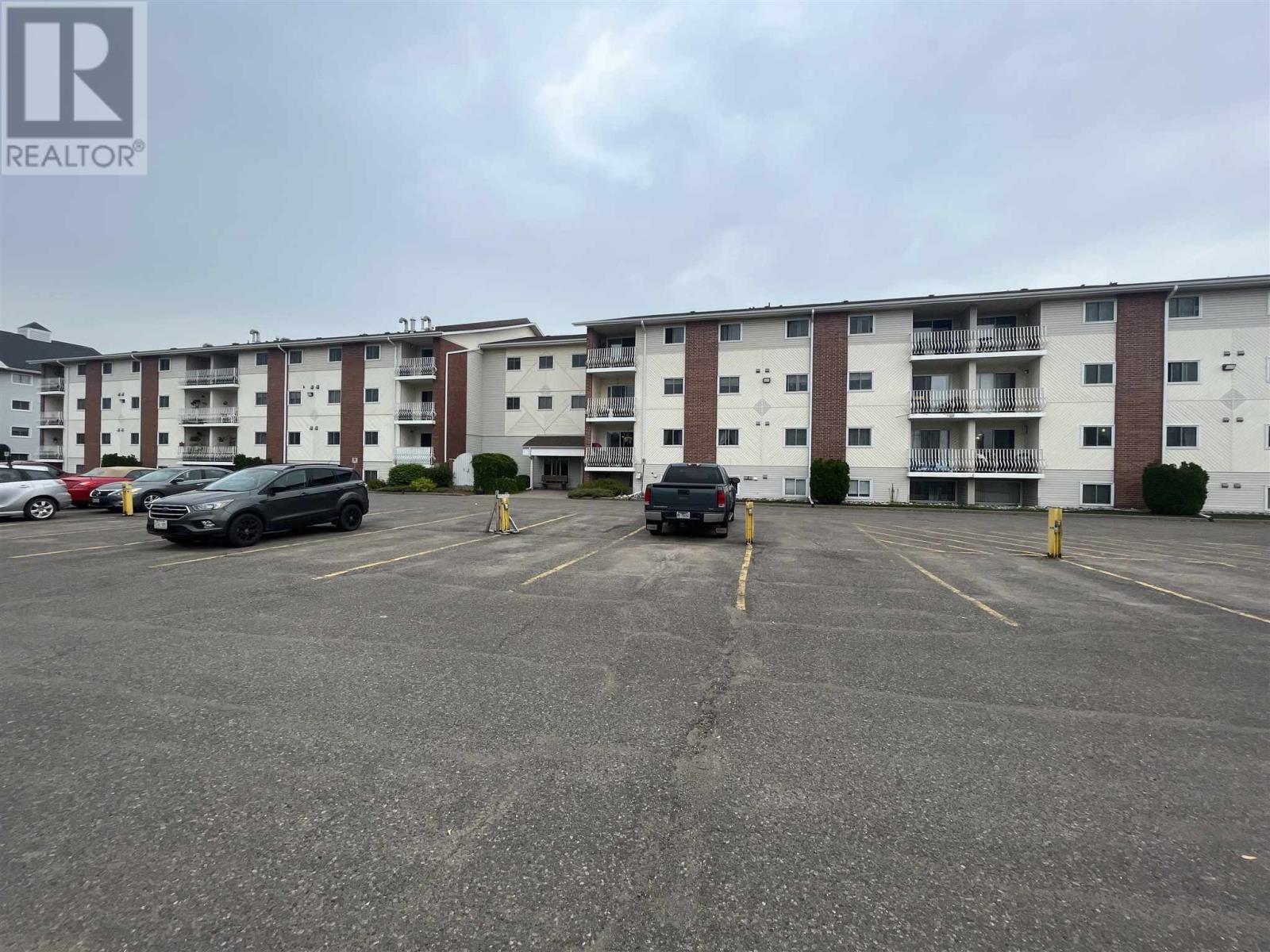 160 725 James Street S Property Photo 1