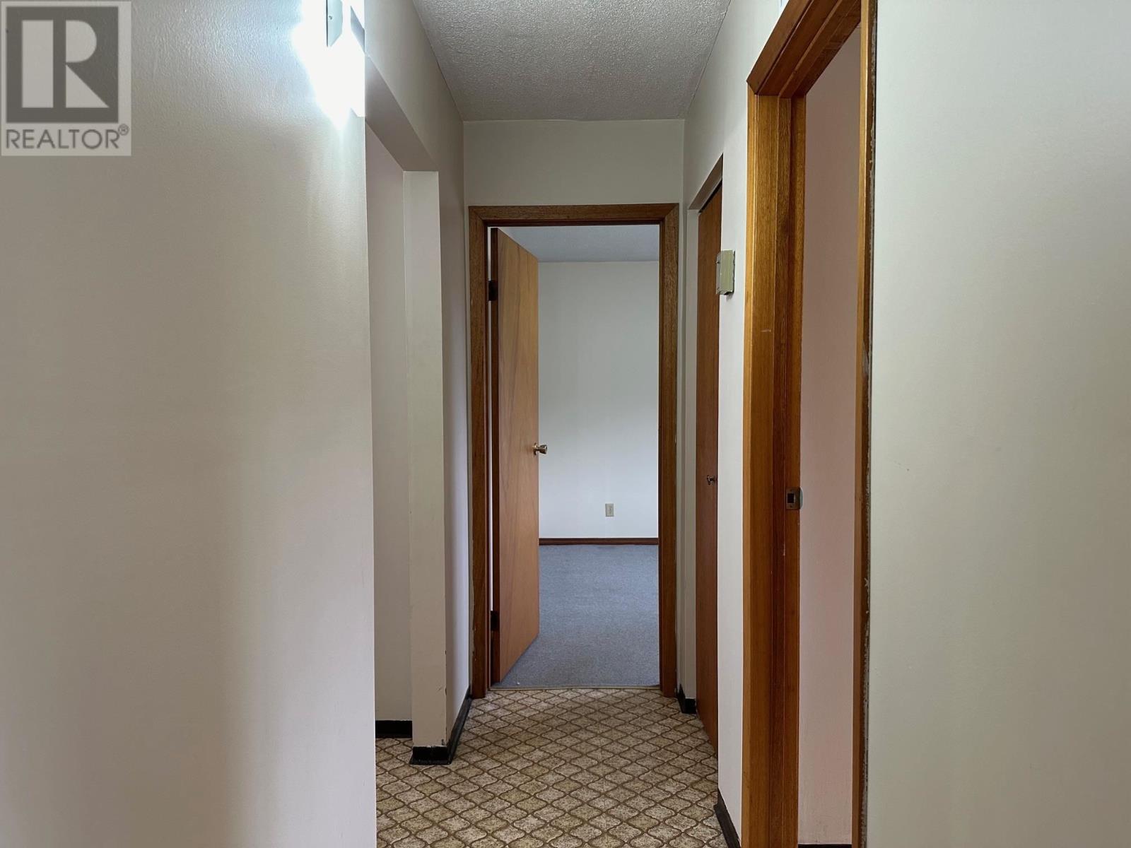 3 39 Kingsway Dr Property Photo 12