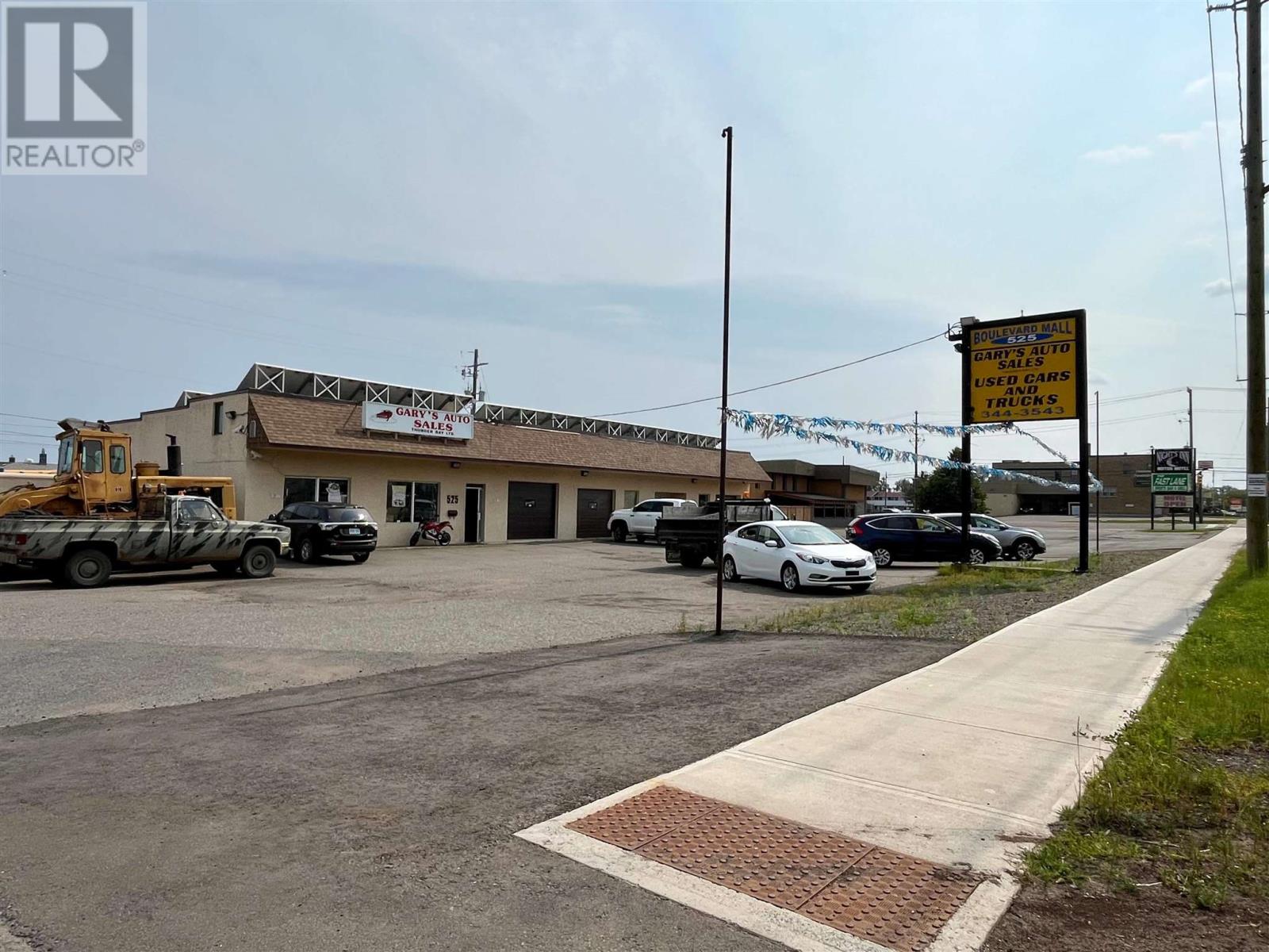 1 525 Cumberland St Property Photo 1