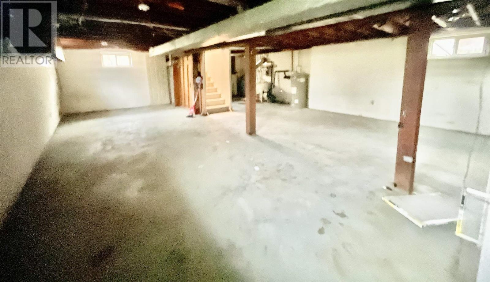 105 Railway Ave W Property Photo 21