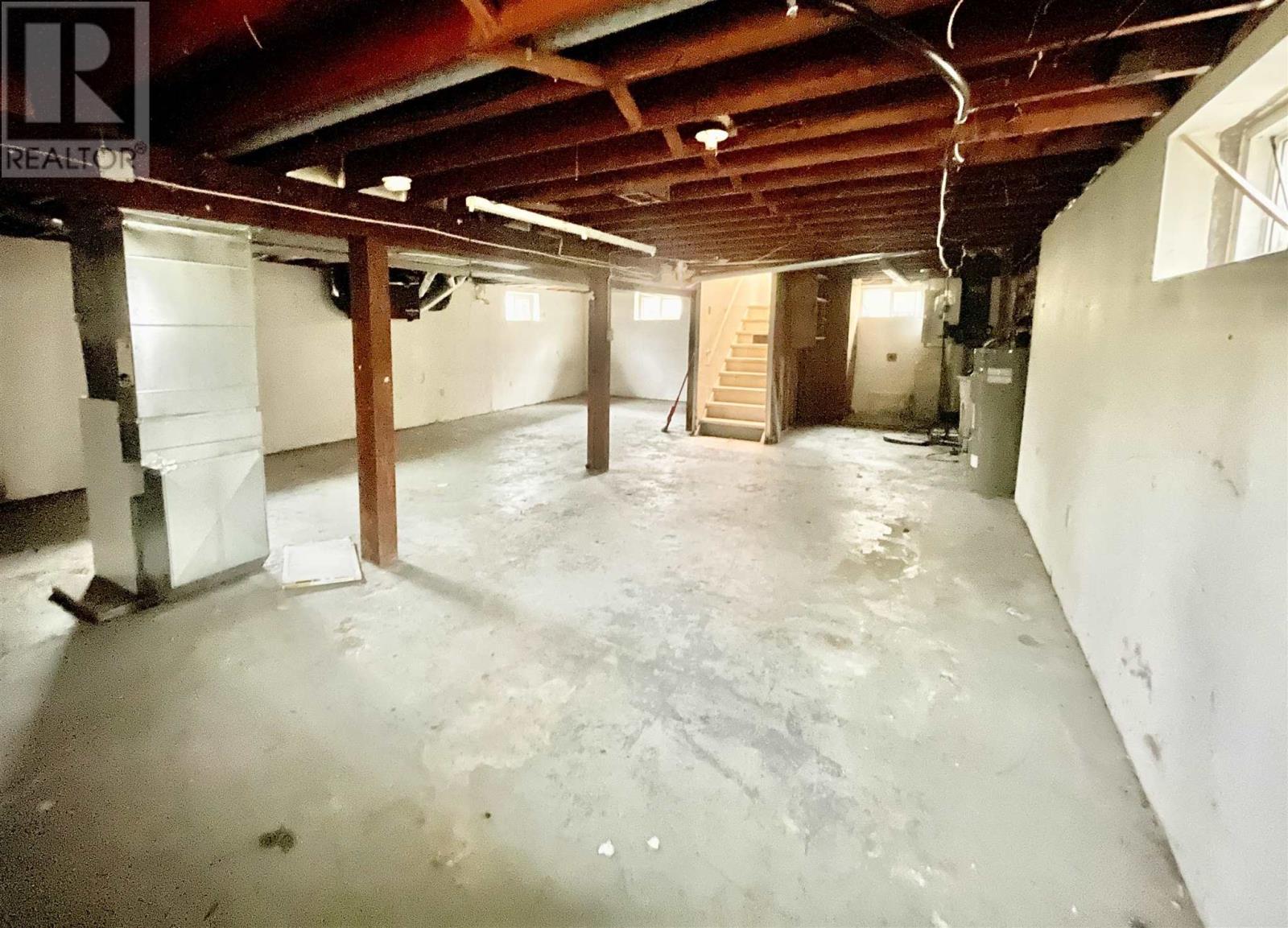 105 Railway Ave W Property Photo 22