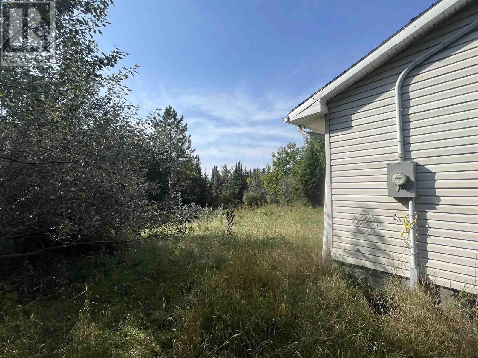 105 Railway Ave W Property Photo 31