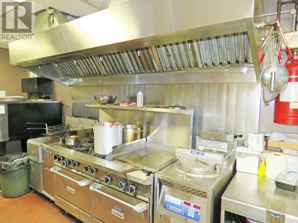 41 Simcoe Plaza Property Photo 27