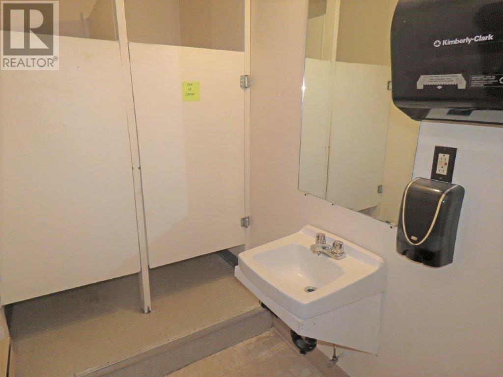 41 Simcoe Plaza Property Photo 30