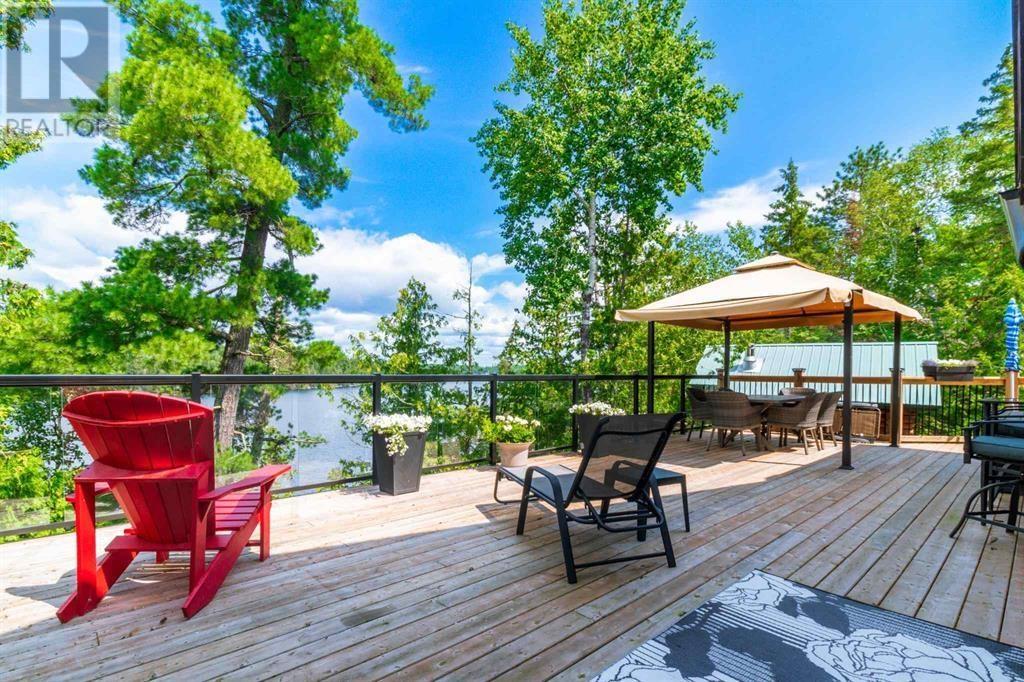 4 Whiskey Jack Way Property Photo 26