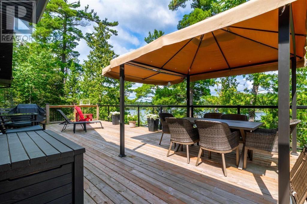 4 Whiskey Jack Way Property Photo 27
