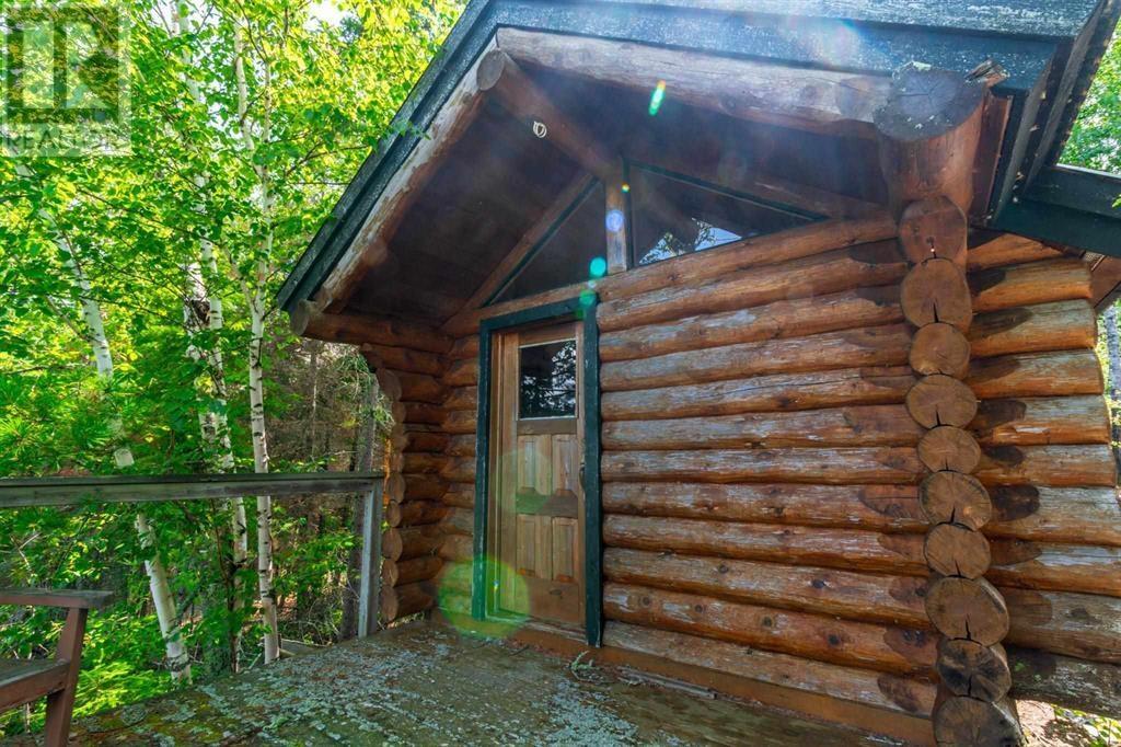4 Whiskey Jack Way Property Photo 38