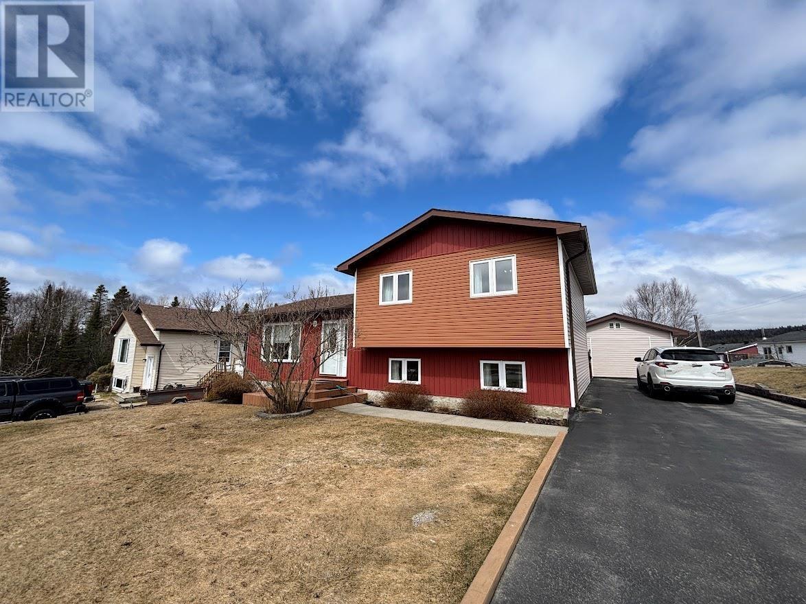 3 Cedar Walk Property Photo