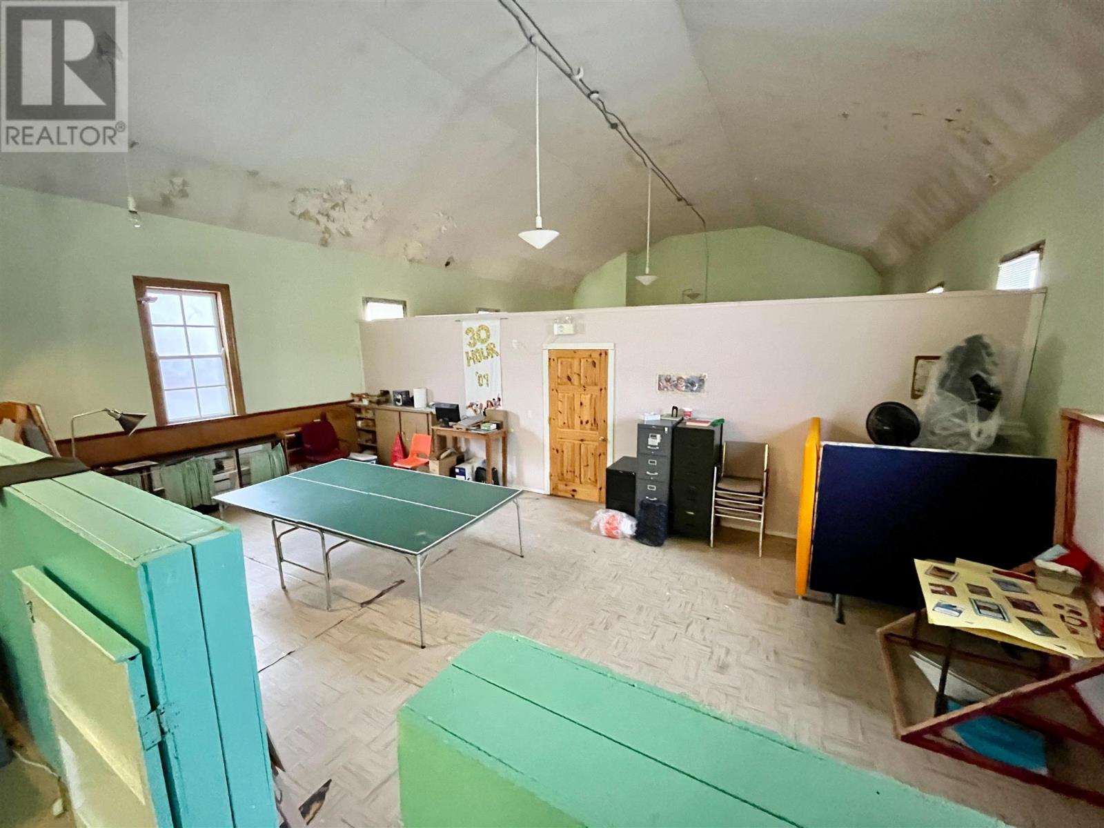 23 Van Horne Ave Property Photo 21