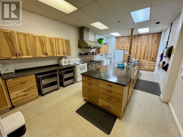 23 Van Horne Ave Property Photo 40