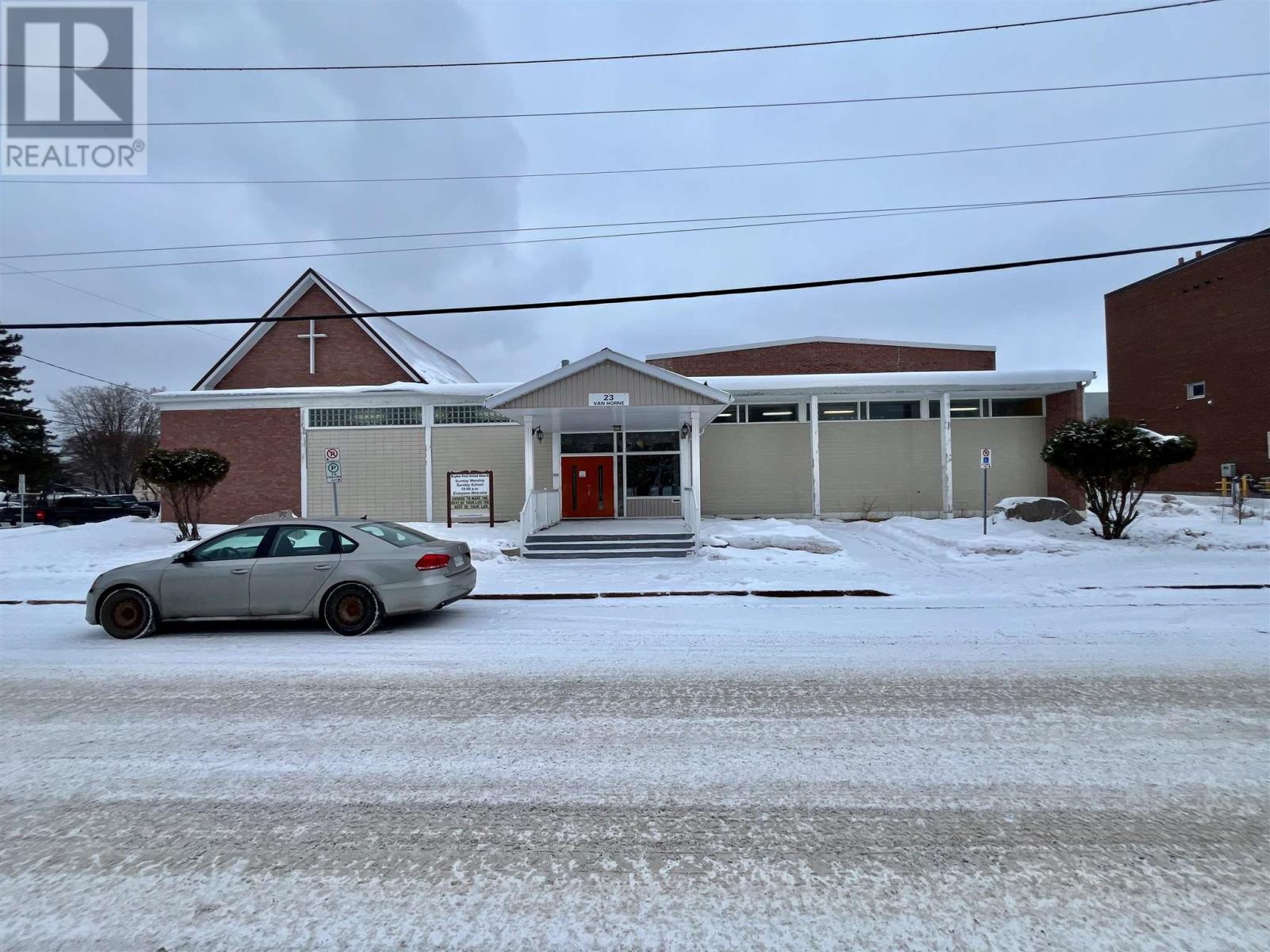 23 Van Horne Ave Property Photo 48