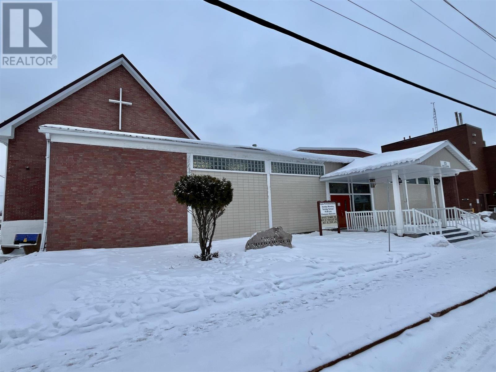 23 Van Horne Ave Property Photo 50