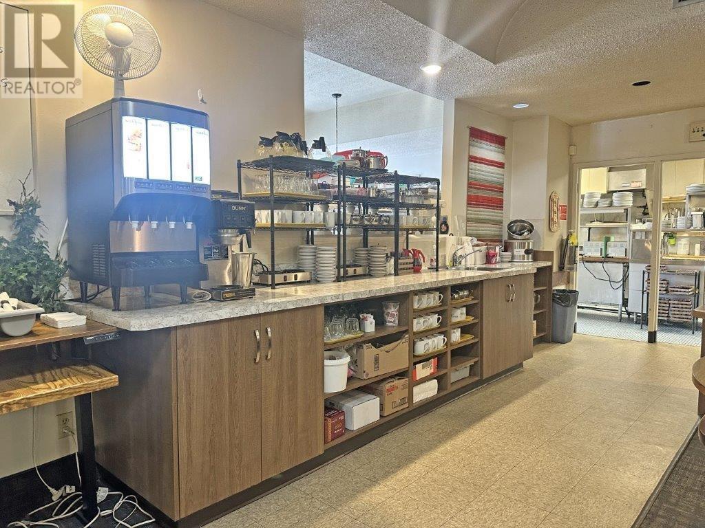376 Lisgar Street Property Photo 17