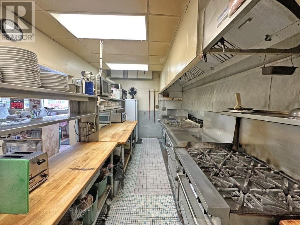 376 Lisgar Street Property Photo 24