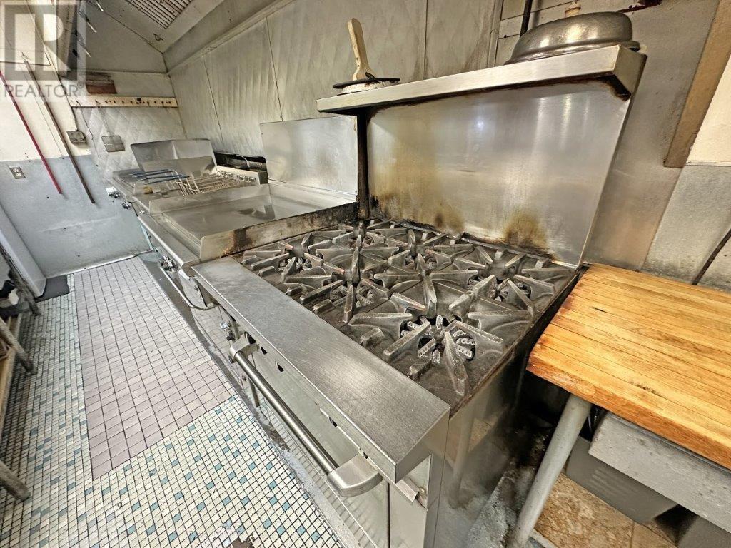 376 Lisgar Street Property Photo 25